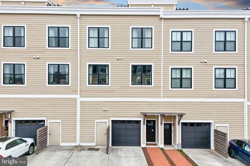 43567 Michigan Sq, LEESBURG, VA, 20176-6597 | Card Image