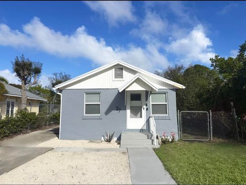 27 Nw 11th Ave, Delray Beach, FL, 33444-1637 | Card Image