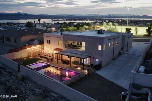 280 Cypress Dr, Lake Havasu City, AZ, 86406-6864 | Card Image