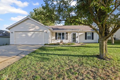 960 E Williamsburg Ln, Nineveh, IN, 46164-8653 | Card Image