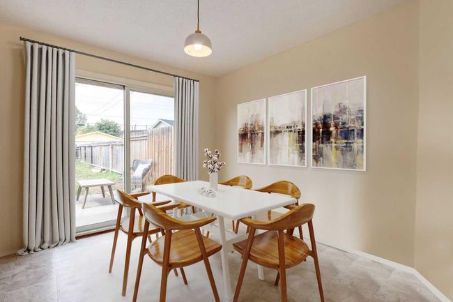 2007 40 St Se, Home with 3 bedrooms, 1 bathrooms and 2 parking in Calgary AB | Image 6