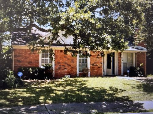 948 Carom Way, Dallas, TX, 75217-3556 | Card Image