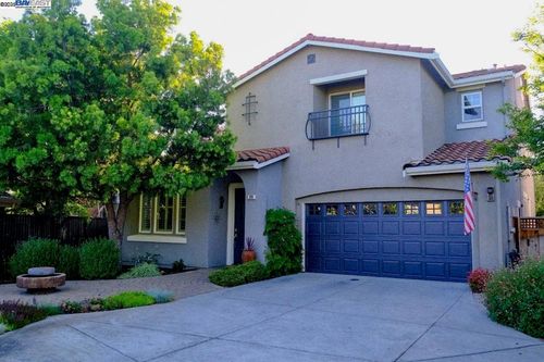 320 Oaks Bridge Pl, Pleasanton, CA, 94566-3568 | Card Image