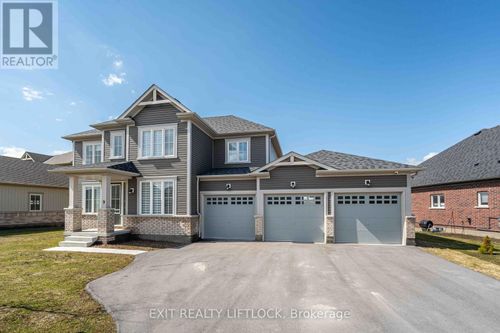 9 Wishing Well Lane, Otonabee, ON, K9J | Card Image