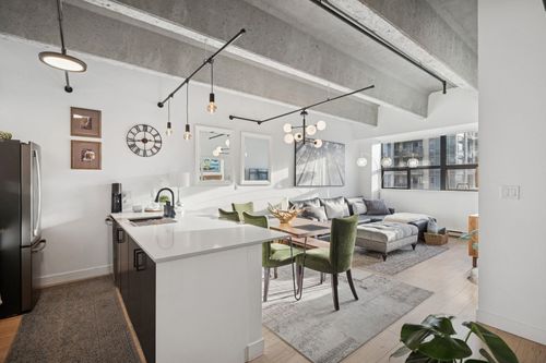 610-615 Belmont St, New Westminster, BC, V3M6A1 | Card Image