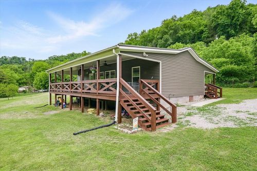 3569 Dry Mill Creek Rd, Hilham, TN, 38568-6018 | Card Image