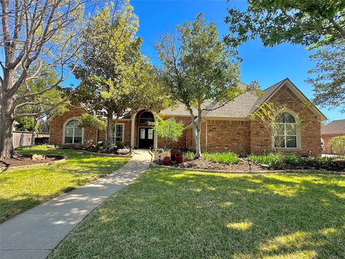 8308 Thistle Ct, North Richland Hills, TX, 76182-8640 | Card Image