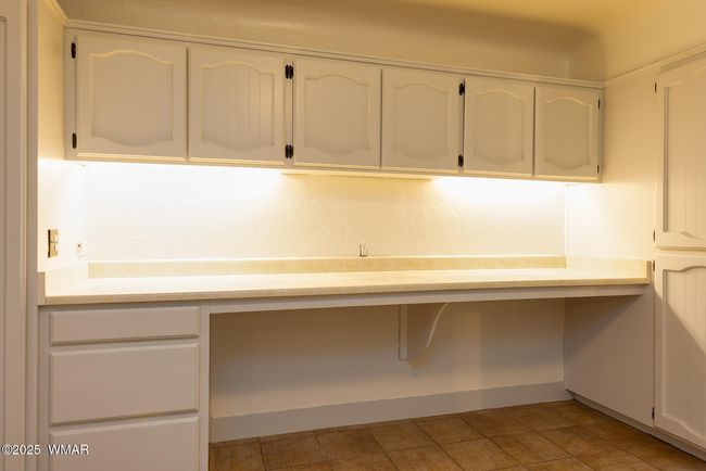 Kitchen | Image 13
