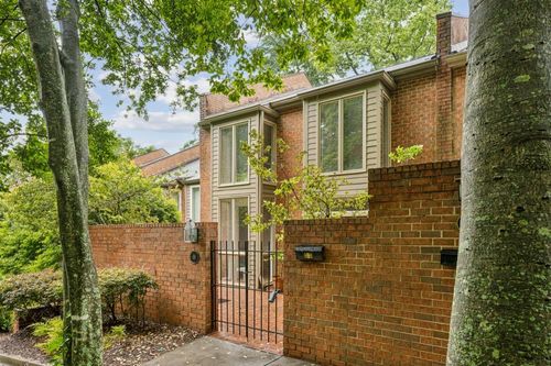 unit-68-68 Willow Gln, Atlanta, GA, 30342-1109 | Card Image