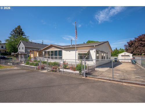 532 E Water St, Lafayette, OR, 97127-2077 | Card Image