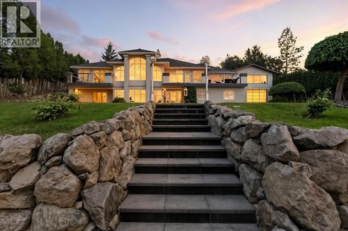 2015 High Country Blvd, Kamloops, BC, V2E1L2 | Card Image