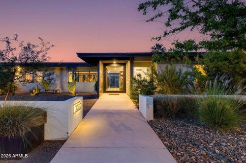 2022 E Gardenia Ave, Phoenix, AZ, 85020-4723 | Card Image