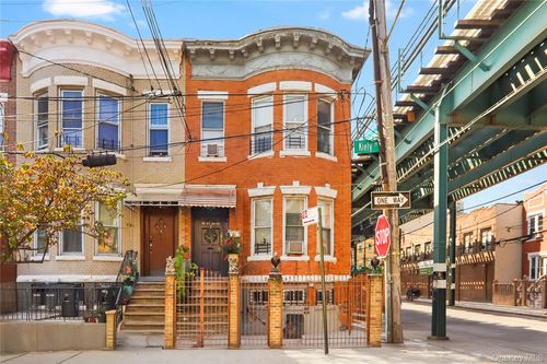 2 Kiely Place, New York, NY, 11208 | Card Image