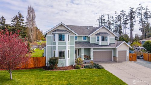 956 Cove View Cir, Oak Harbor, WA, 98277-8254 | Card Image