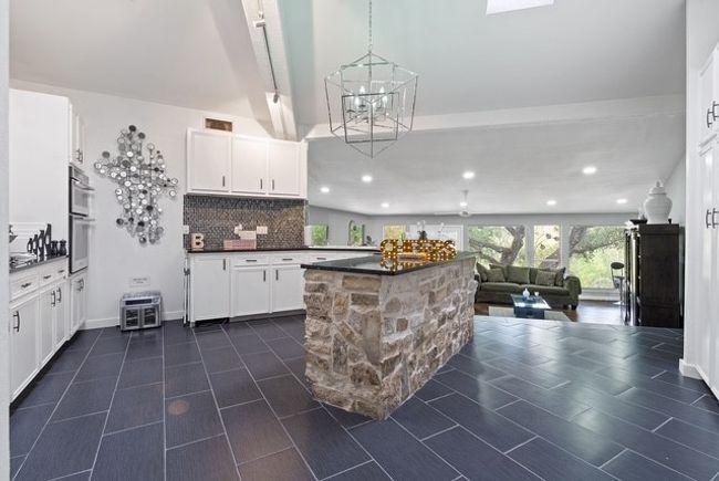 13204 Onion Creek Dr, House other with 3 bedrooms, 3 bathrooms and null parking in Manchaca TX | Image 11