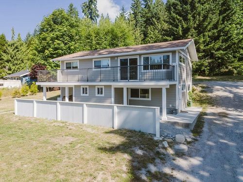 970 Cemetery Rd, Gibsons, BC, V0N1V7 | Card Image