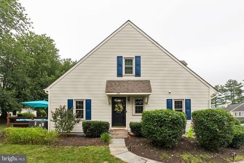 1101 Asmore Way, CHESTER SPRINGS, PA, 19425-8726 | Card Image