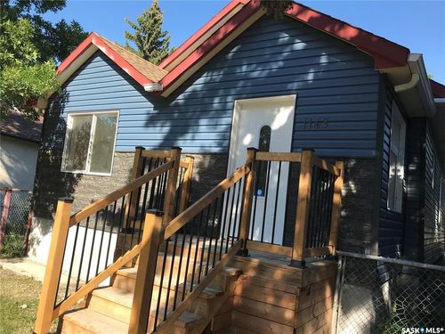 1143 Montague St, Regina, SK, S4T3H8 | Card Image