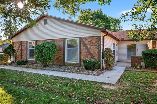 1157 E Commons Dr, Bloomington, IN, 47401-8736 | Card Image