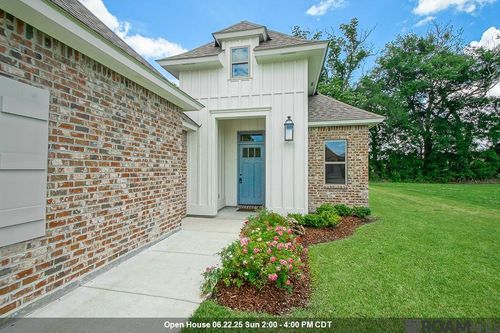 5166 Black River Rd, Darrow, LA, 70725-2024 | Card Image