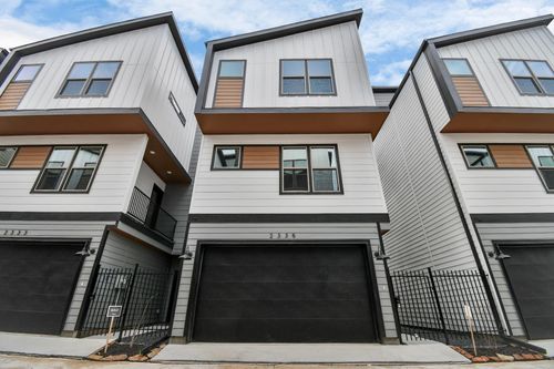 2313 Eagle St, Houston, TX, 77004-5207 | Card Image