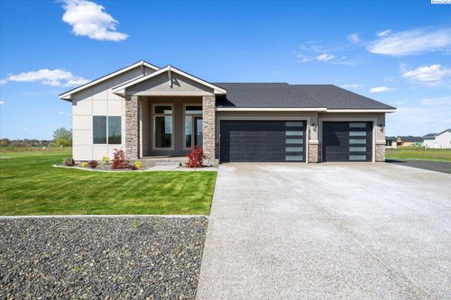 12739 Blackfoot Dr, Pasco, WA, 99301-6219 | Card Image