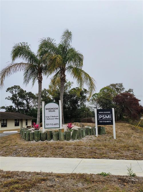 b-9530 Lynn Ln, Seminole, FL, 33777-2942 | Card Image