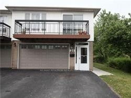 24 Glen Echo Crt, Brampton, ON, L6S5T9 | Card Image