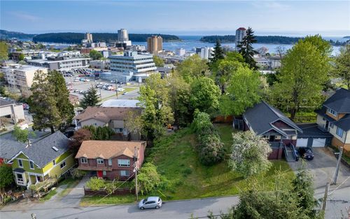 532 Selby St, Nanaimo, BC, V9R2R8 | Card Image