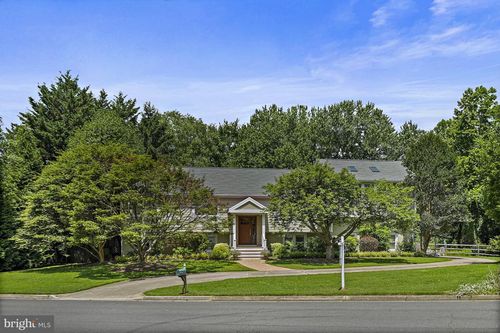 1681 Abbey Oak Dr, VIENNA, VA, 22182-1970 | Card Image