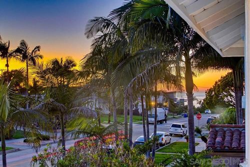 4460 Niagara Ave, San Diego, CA, 92107-2909 | Card Image