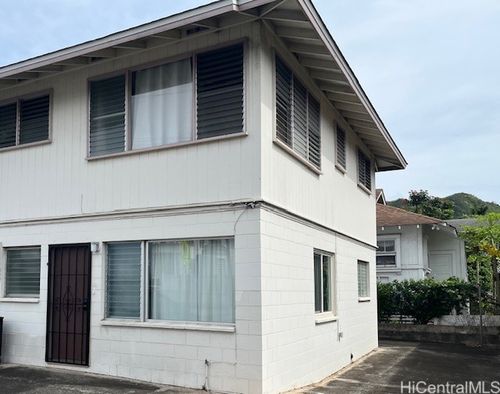 b-3 Iliahi St, Honolulu, HI, 96817-3287 | Card Image