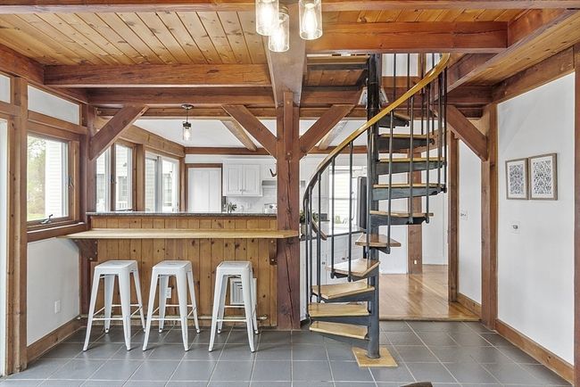 62 Maple St, House other with 3 bedrooms, 2 bathrooms and 4 parking in Acton MA | Image 16