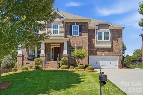 396 E Waterlynn Rd, Mooresville, NC, 28115-8027 | Card Image