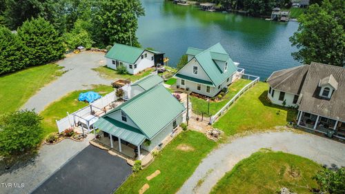 129 Redman Ln, Gray, TN, 37615-4006 | Card Image