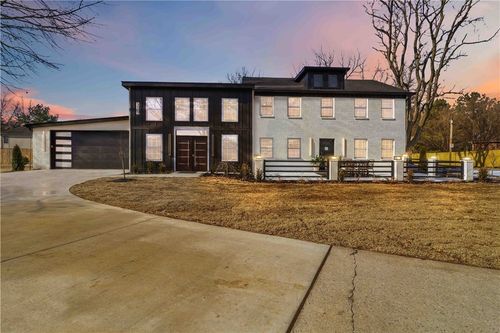 3000 N Dixieland Rd, Rogers, AR, 72756-6809 | Card Image