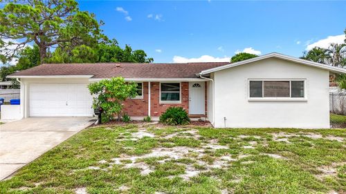 1013 55th Ter S, ST PETERSBURG, FL, 33705-5028 | Card Image