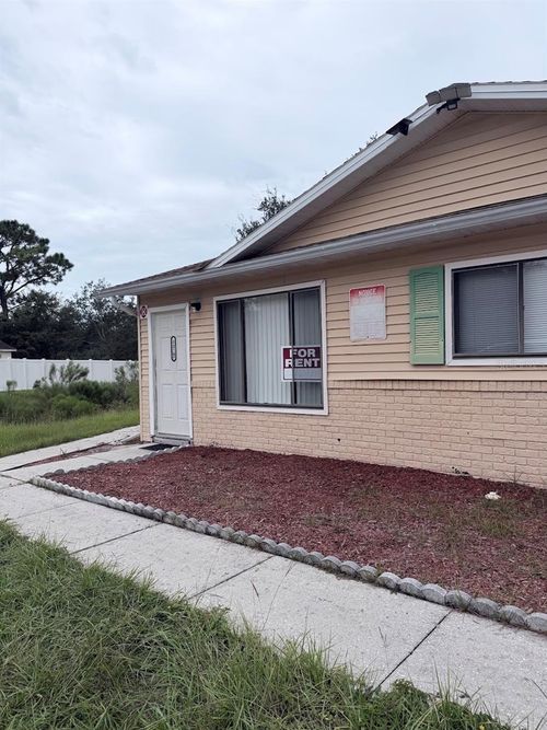 8027 Pinehurst Drive, Spring Hill, FL, 34606 | Card Image
