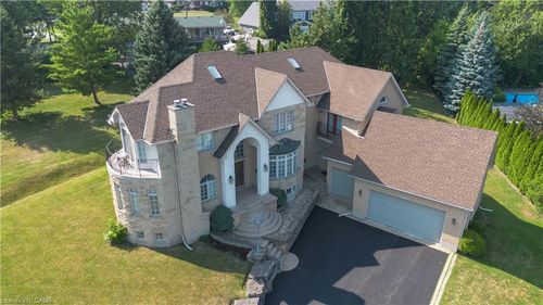 1401 Tamworth Crt, Burlington, ON, L7P4V3 | Card Image