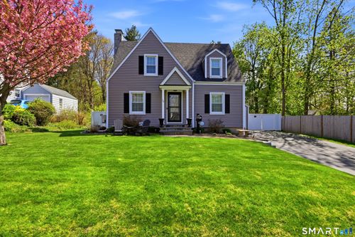 19 Cheney Ln, Newington, CT, 06111-3112 | Card Image