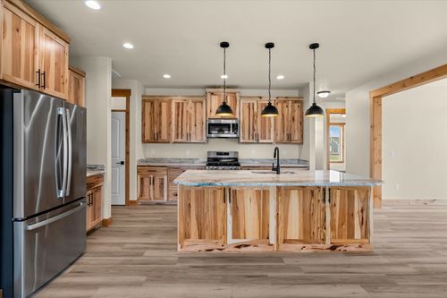 3814 Lovegrass Lane, Helena, MT, 59602 | Card Image