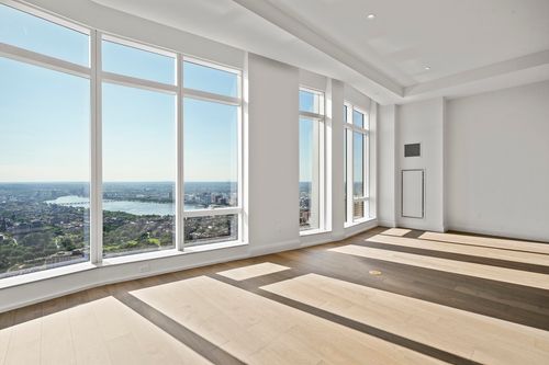 ph-mc-1b-240 Devonshire Street, Boston, MA, 02110 | Card Image