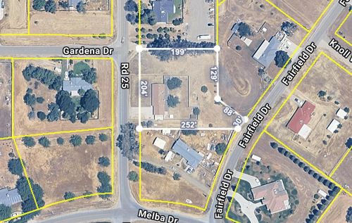 17563 Road 25, Madera, CA, 93638 | Card Image