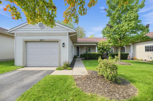 2615 Se Cascade Place Drive, Cascade Charter Township, MI, 49546 | Card Image