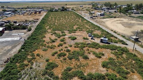 12335 N Russell Ave, Firebaugh, CA, 93622-9578 | Card Image