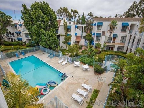 unit-3e-8332 Regents Rd, San Diego, CA, 92122-1314 | Card Image