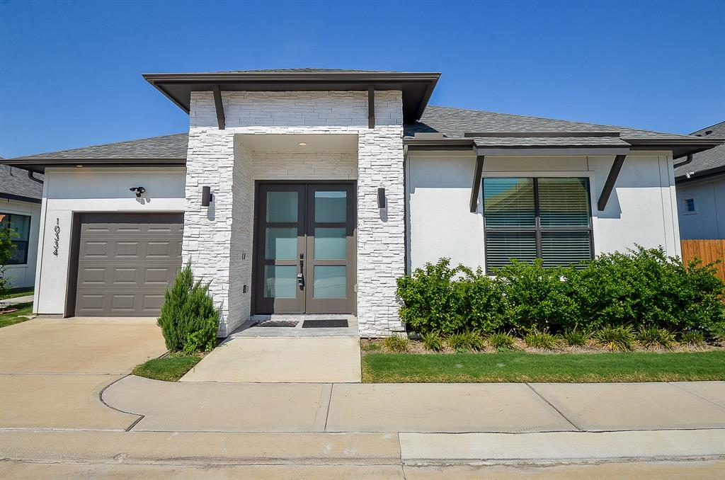 Grove Row Ave, Richmond, TX 77407