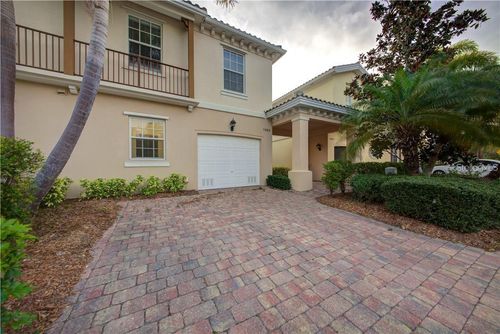 7892 Farina Ct, SARASOTA, FL, 34238-4787 | Card Image