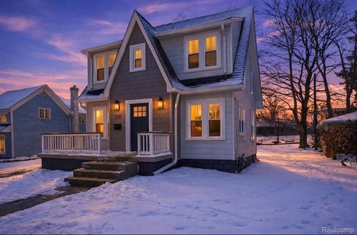 317 W Saint Clair St, Romeo, MI, 48065-4664 | Card Image