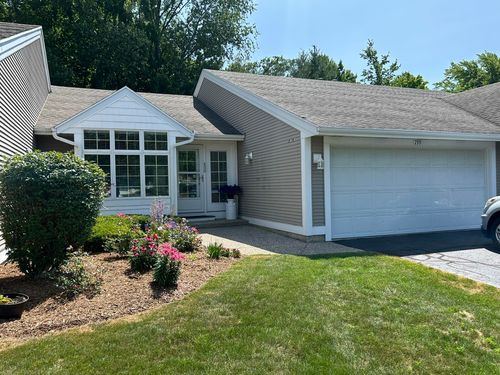 799 Claremont Ct, Holland, MI, 49423-7618 | Card Image